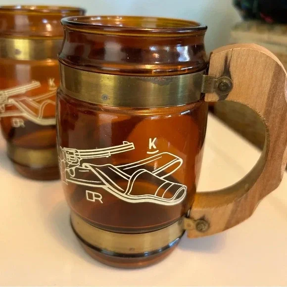 Vintage 1960s Siesta Ware Western Amber Mugs with Wooden Handles - Picture 5 of 8